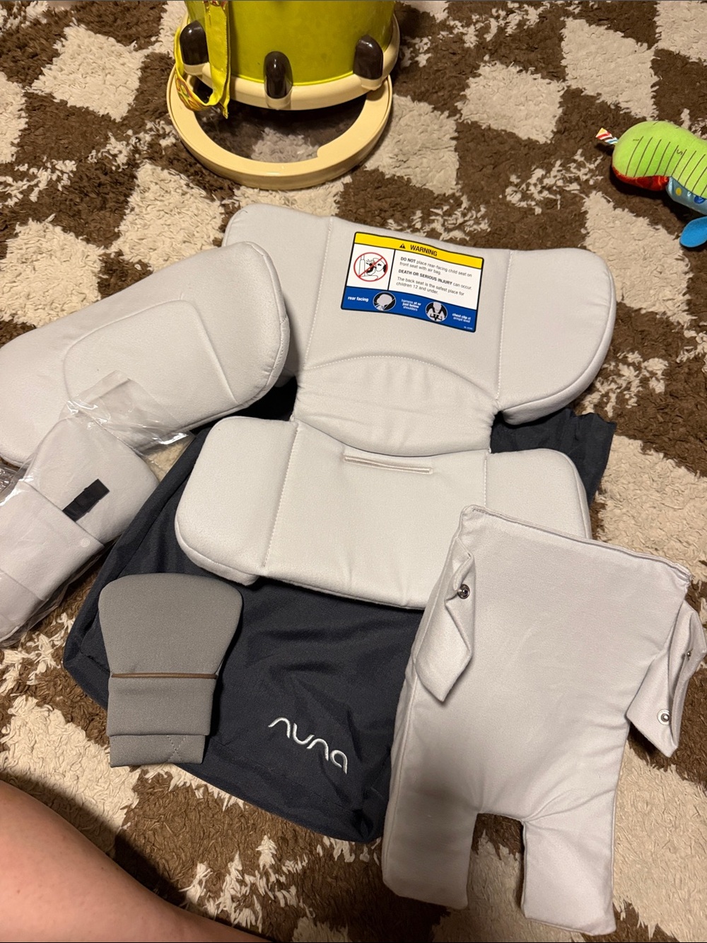 Nuna RAVA Light Gray Infant Insert and Accessories - Light Gray with bag